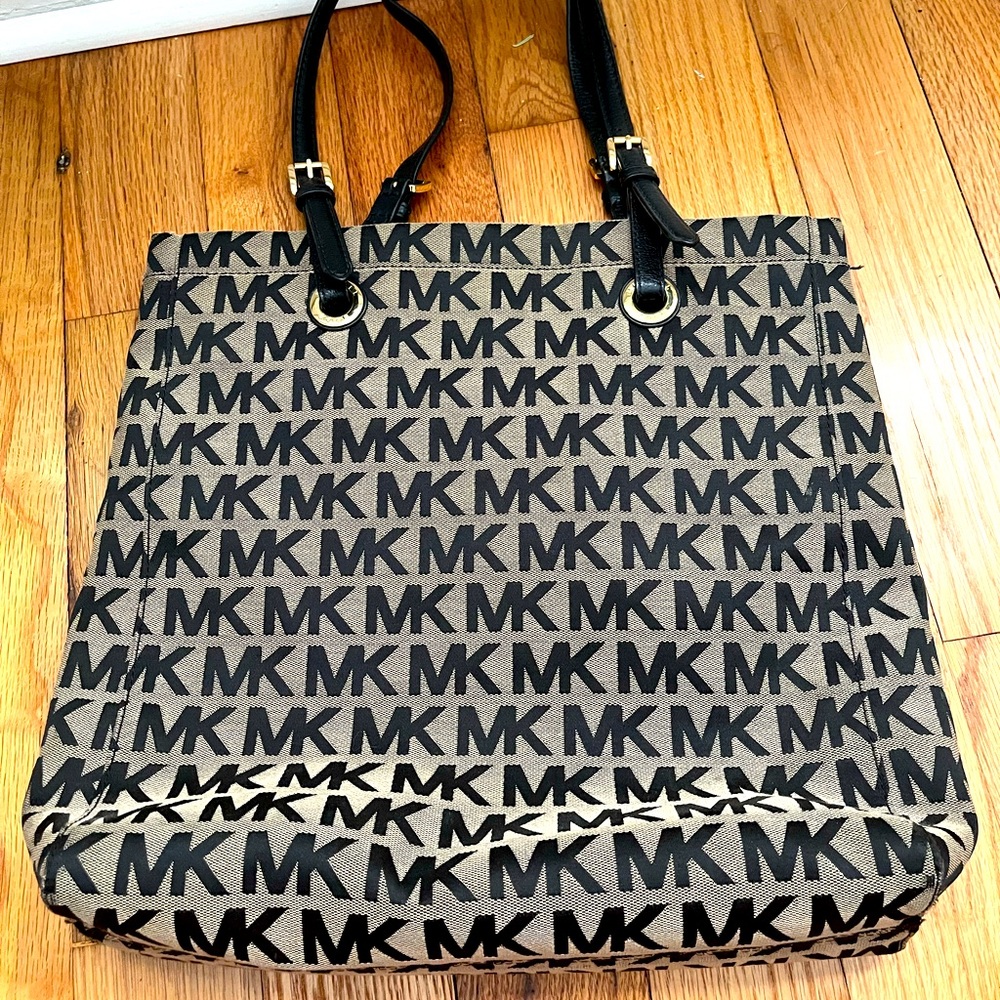 Michael Kors shoulder bag
